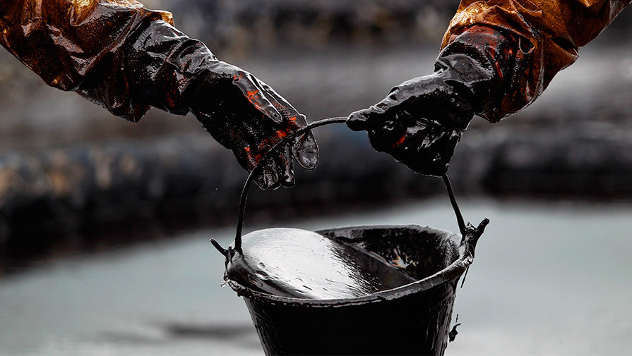Нефть WTI подорожала на ожидании возобновления работы НПЗ в США